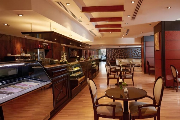 Dallah Taibah Hotel image 20